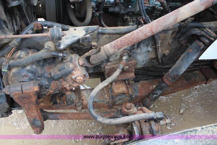 image for item K8965 1993 International 4700 dump truck
