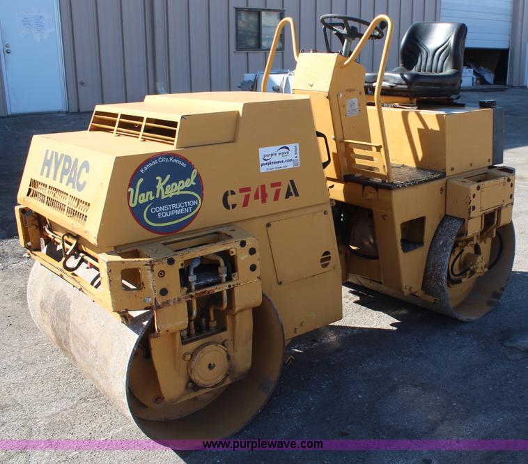 image for item K8984 Hypac C747A vibratory roller