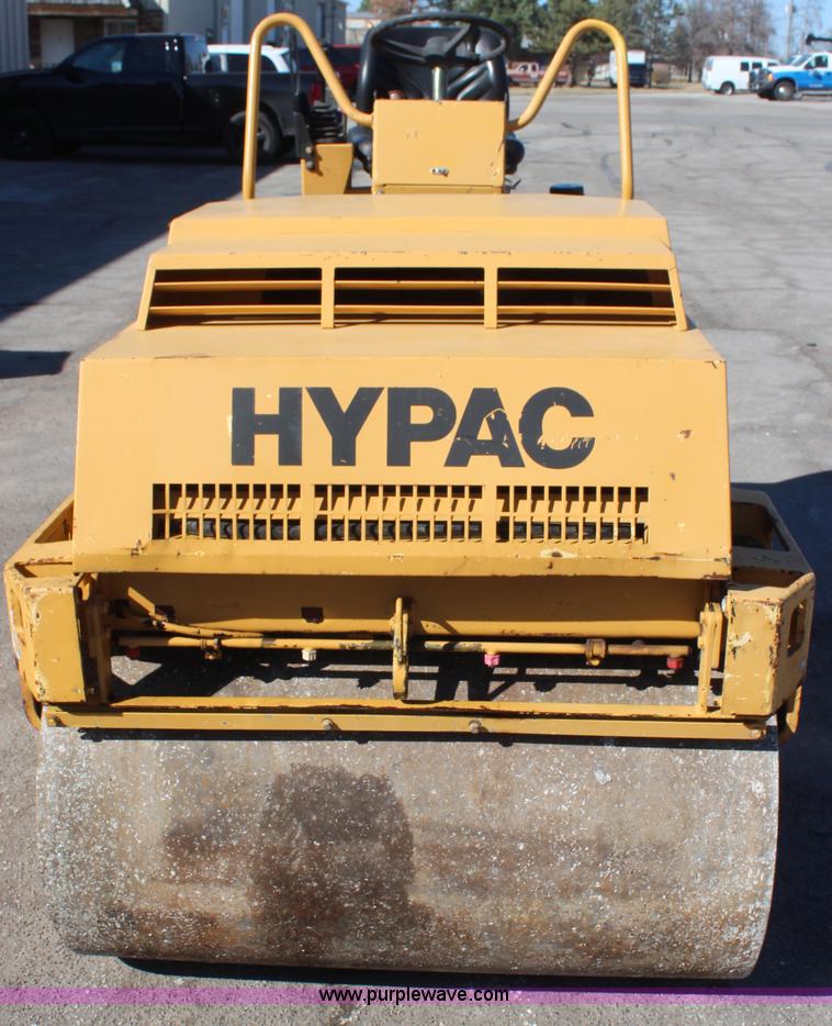 image for item K8984 Hypac C747A vibratory roller