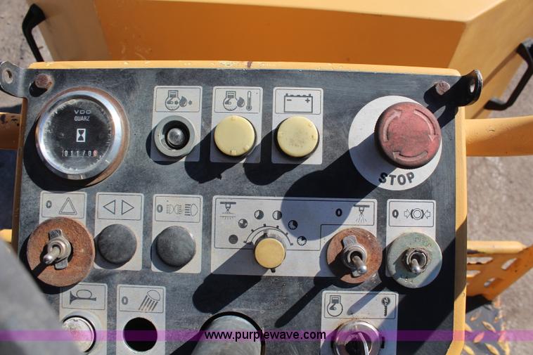 image for item K8984 Hypac C747A vibratory roller