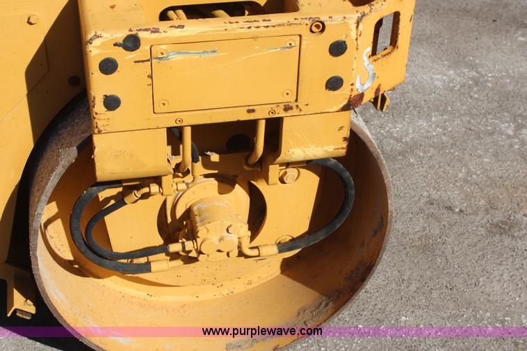 image for item K8984 Hypac C747A vibratory roller