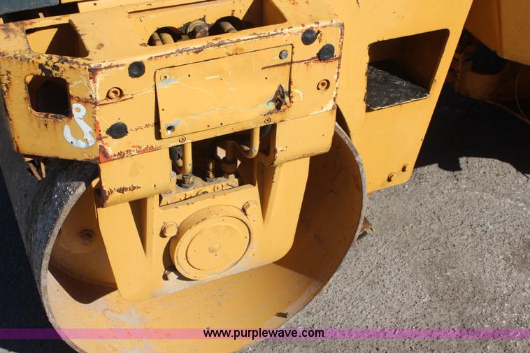 image for item K8984 Hypac C747A vibratory roller