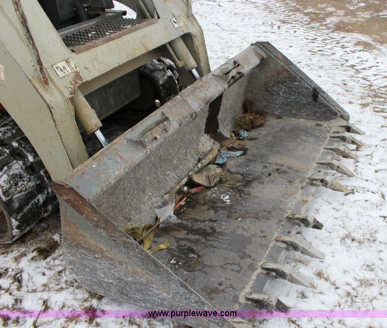image for item L6716 2002 Takeuchi TL150 tracked skid steer