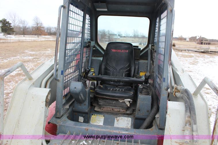 image for item L6716 2002 Takeuchi TL150 tracked skid steer