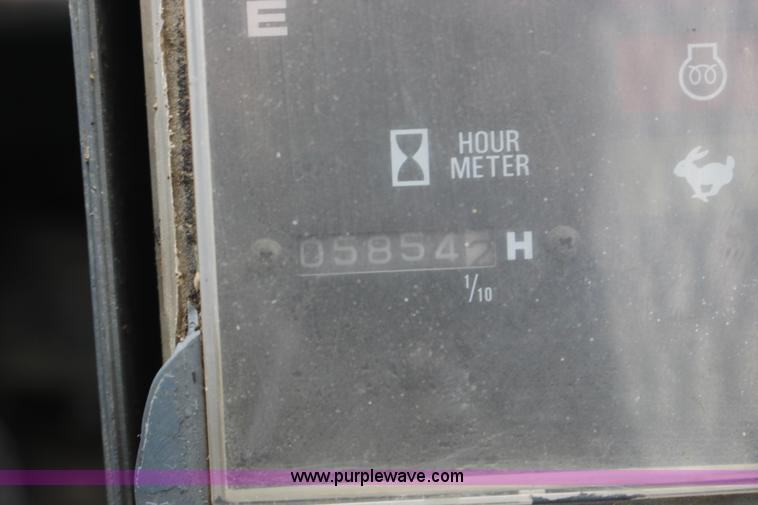 image for item L6716 2002 Takeuchi TL150 tracked skid steer