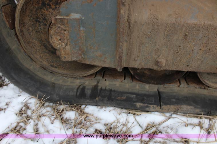 image for item L6716 2002 Takeuchi TL150 tracked skid steer