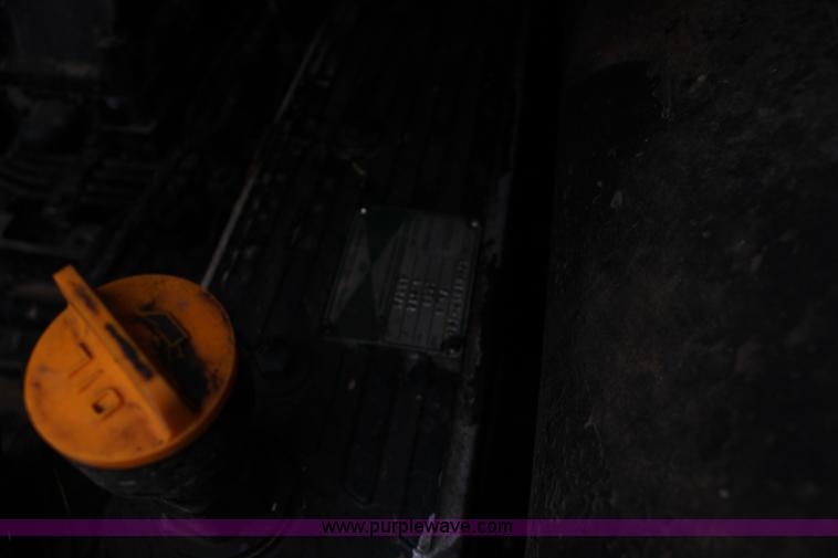 image for item L6716 2002 Takeuchi TL150 tracked skid steer