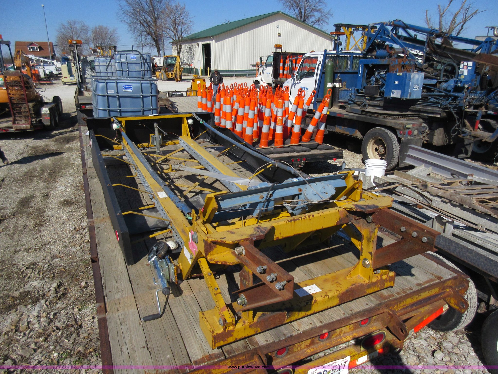 Trinity Industries MPS350 crash attenuator in Sedalia, MO Item F8424