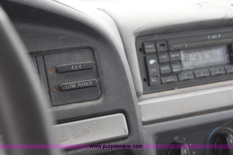 image for item K7030 1995 Ford F150 XLT SuperCab pickup truck