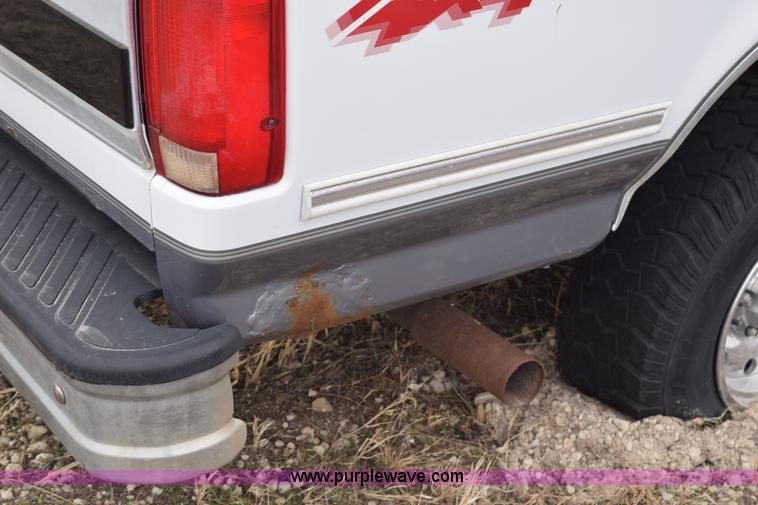 image for item K7030 1995 Ford F150 XLT SuperCab pickup truck