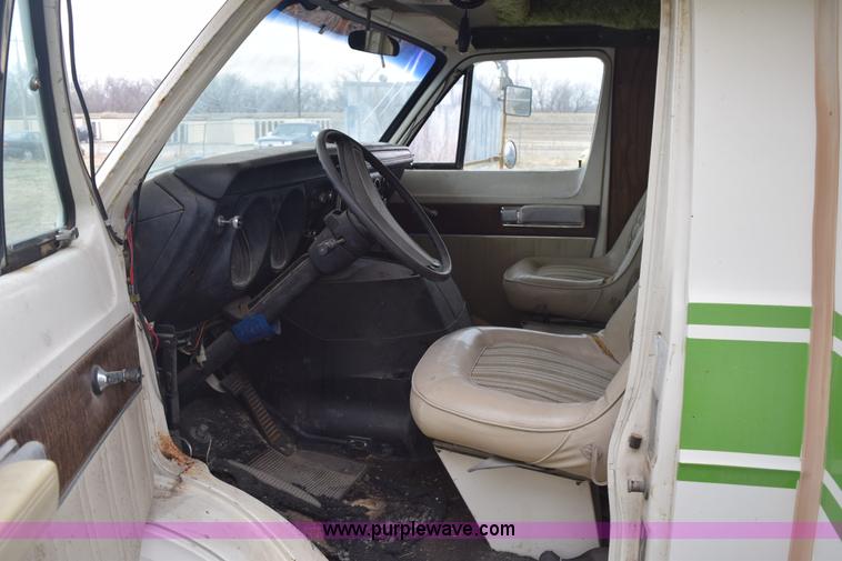 image for item K7245 1975 Dodge Sportsman camper