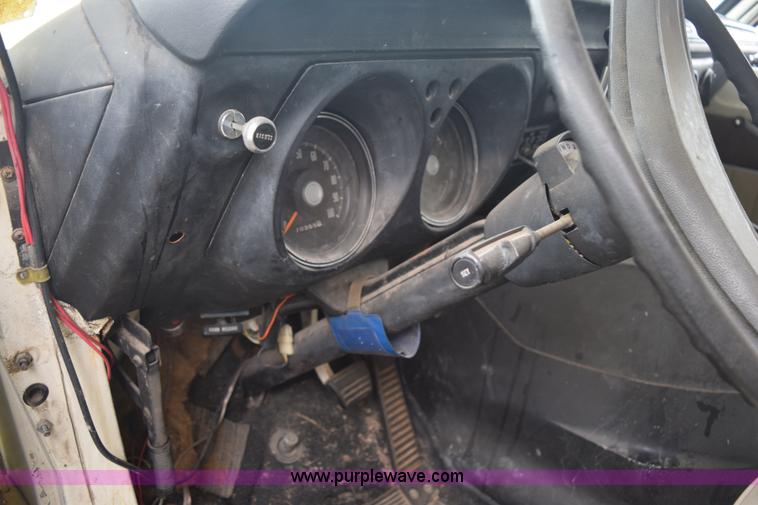 image for item K7245 1975 Dodge Sportsman camper