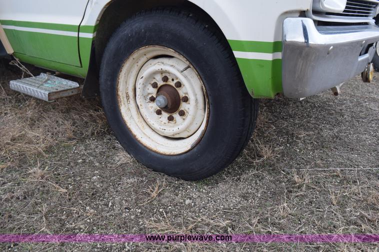 image for item K7245 1975 Dodge Sportsman camper