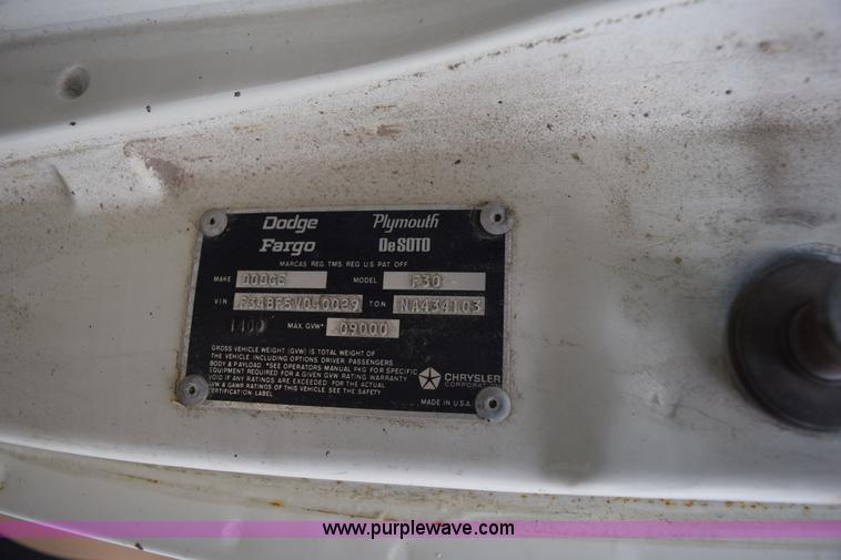 image for item K7245 1975 Dodge Sportsman camper