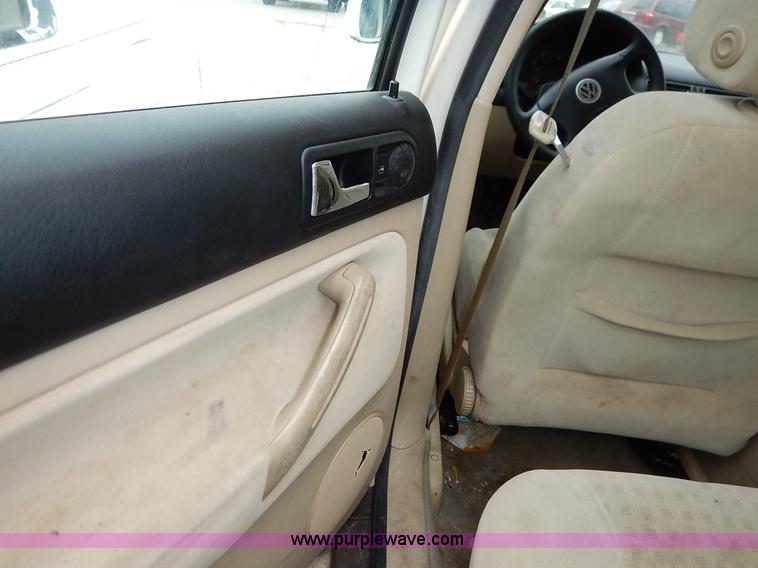 image for item K8862 2003 Volkswagen jetta GLS