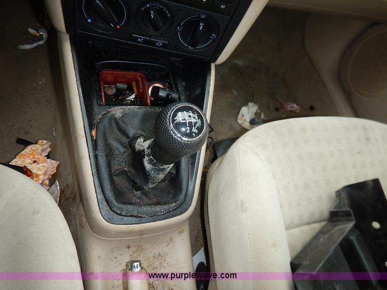 image for item K8862 2003 Volkswagen jetta GLS