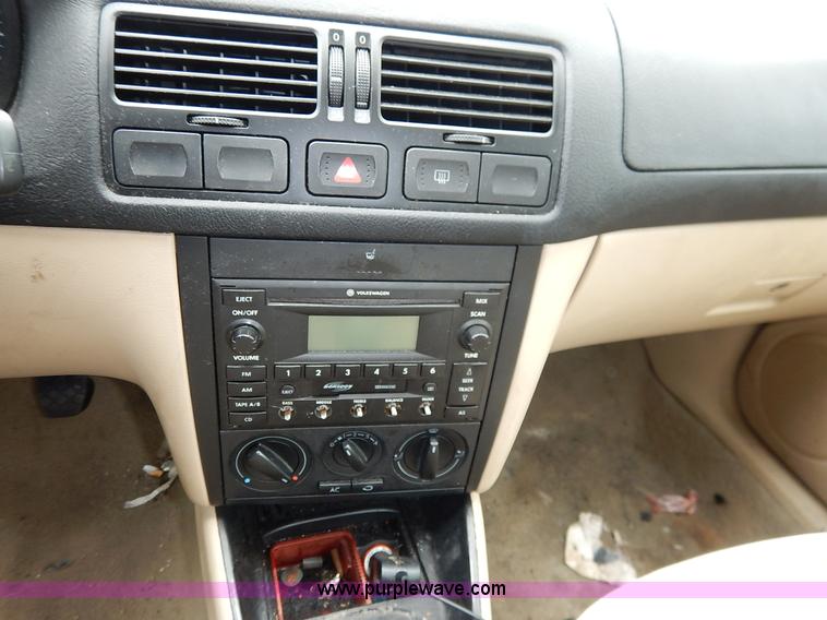 image for item K8862 2003 Volkswagen jetta GLS