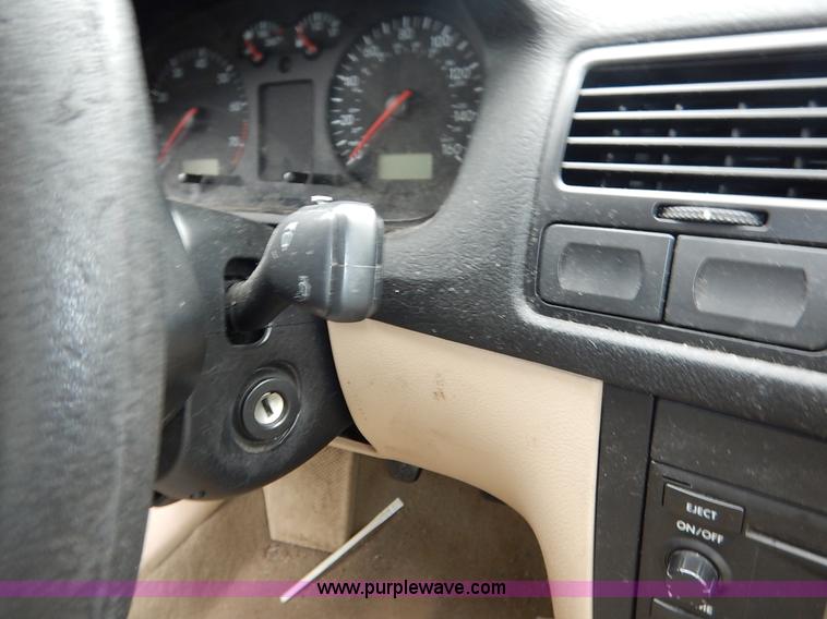 image for item K8862 2003 Volkswagen jetta GLS