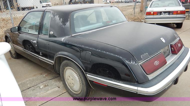 image for item K8867 1991 Buick Riviera