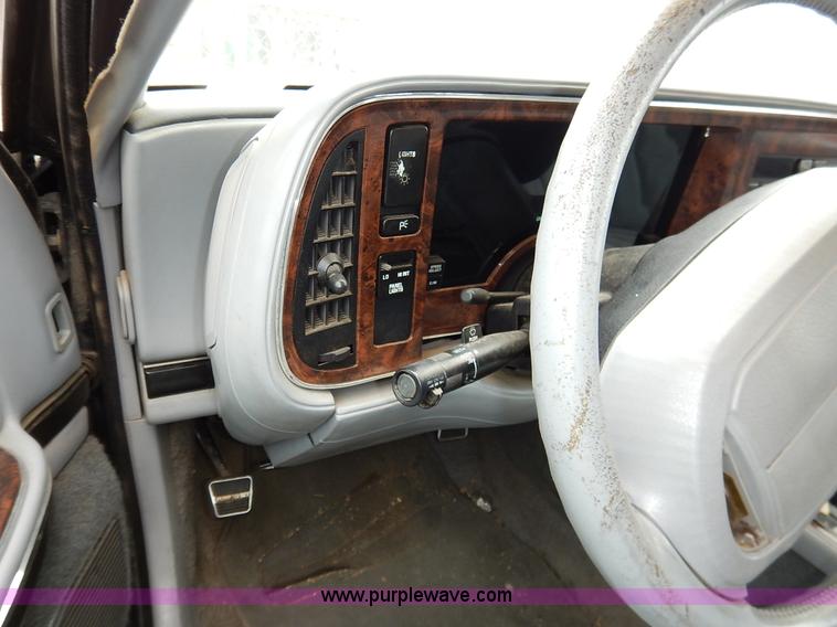 image for item K8867 1991 Buick Riviera
