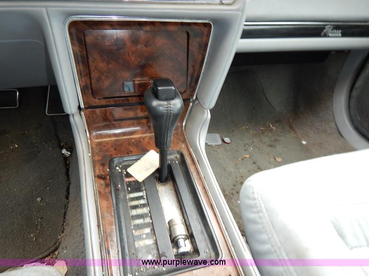 image for item K8867 1991 Buick Riviera