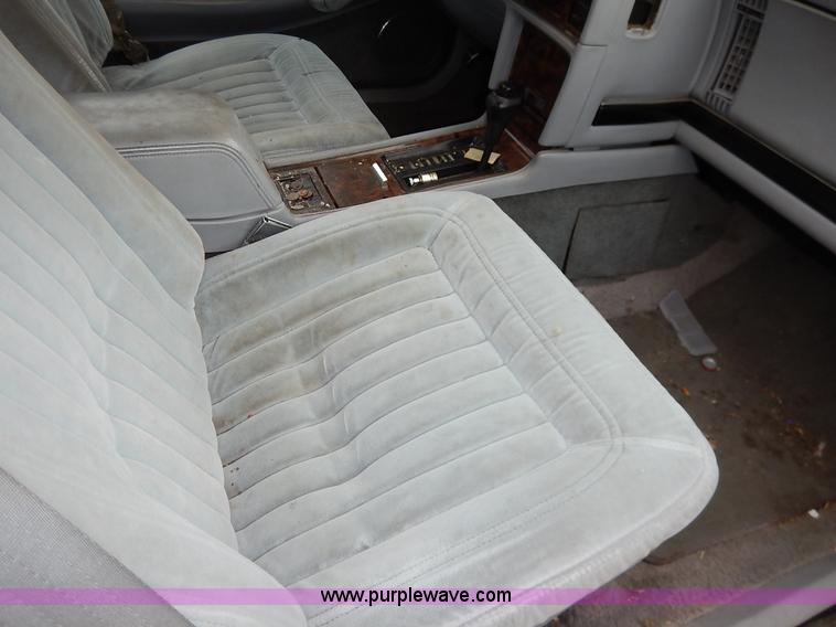 image for item K8867 1991 Buick Riviera