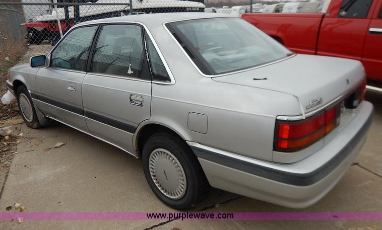 image for item K8868 1991 Mazda 626