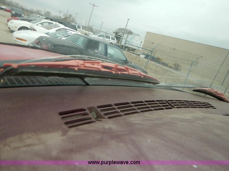 image for item K8869 1995 Chevrolet C/K 1500 pickup truck