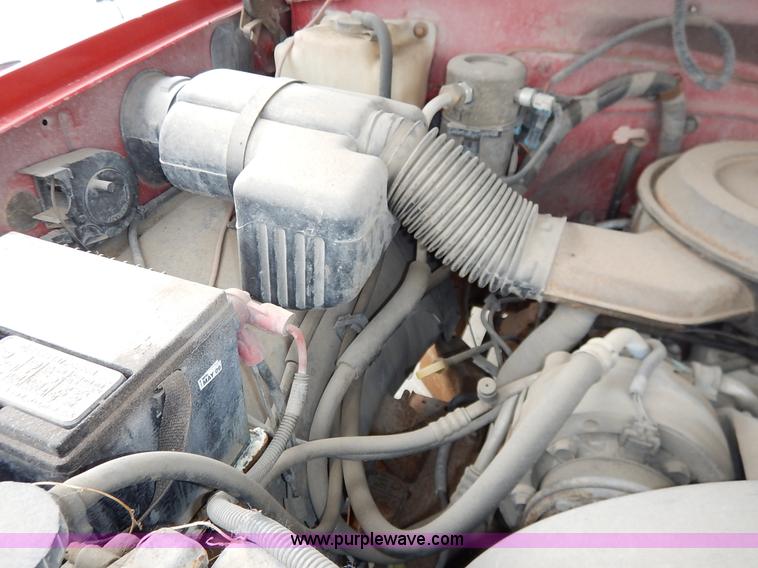 image for item K8869 1995 Chevrolet C/K 1500 pickup truck