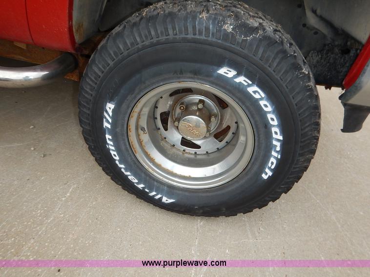 image for item K8869 1995 Chevrolet C/K 1500 pickup truck