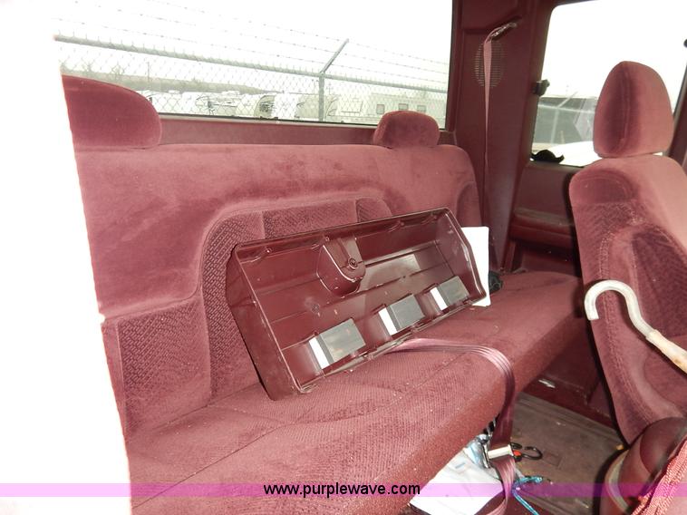 image for item K8869 1995 Chevrolet C/K 1500 pickup truck