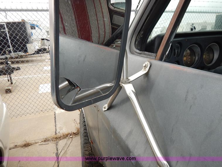 image for item K8871 1979 Chevrolet 1500 pickup truck