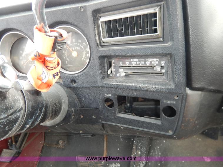 image for item K8871 1979 Chevrolet 1500 pickup truck