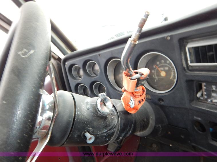 image for item K8871 1979 Chevrolet 1500 pickup truck