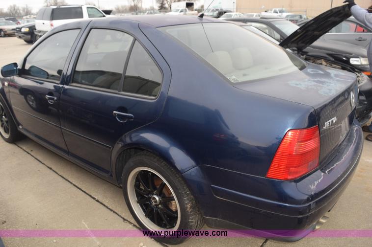 image for item K8882 2002 Volkswagen Jetta