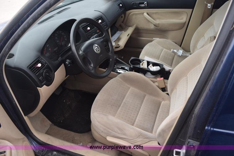 image for item K8882 2002 Volkswagen Jetta