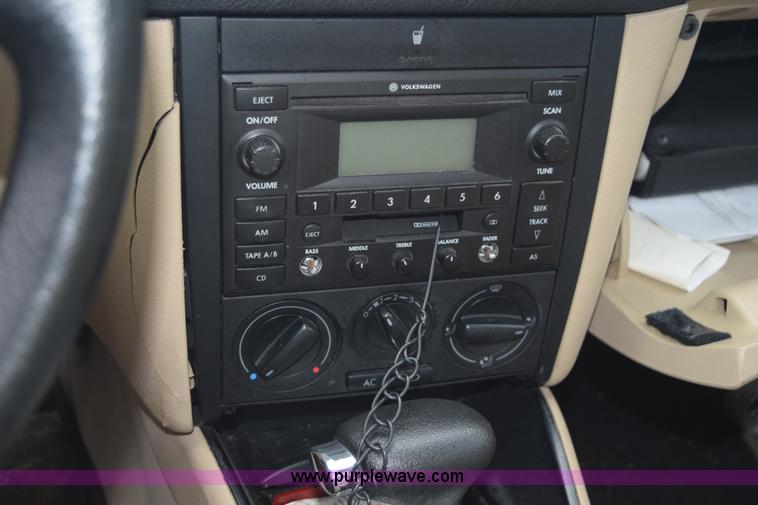 image for item K8882 2002 Volkswagen Jetta