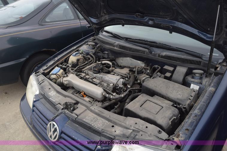 image for item K8882 2002 Volkswagen Jetta