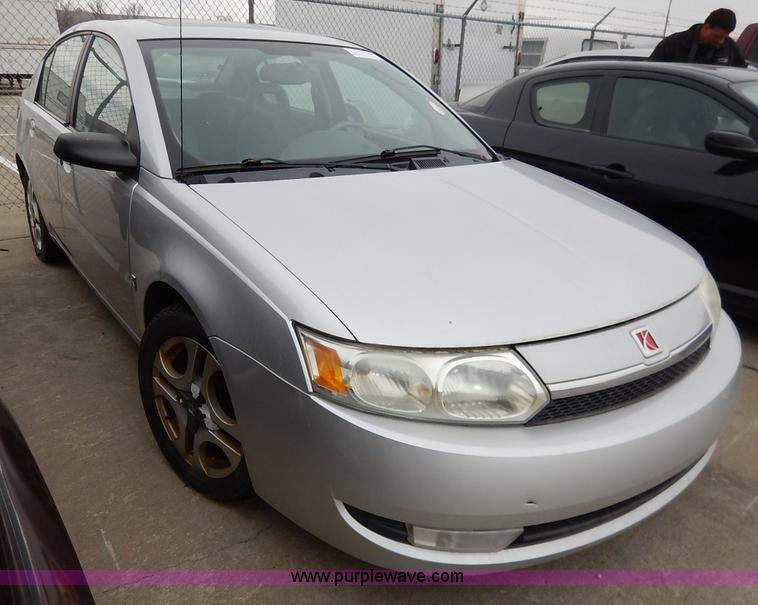 image for item K8884 2003 Saturn Ion