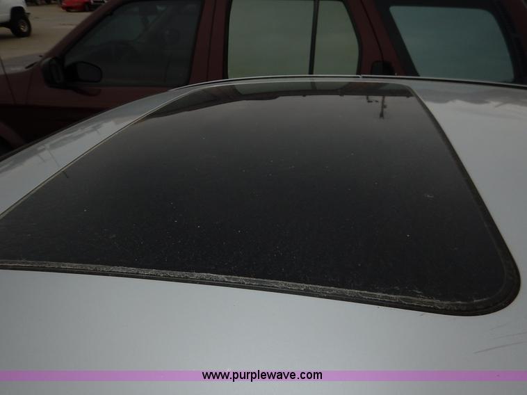 image for item K8884 2003 Saturn Ion