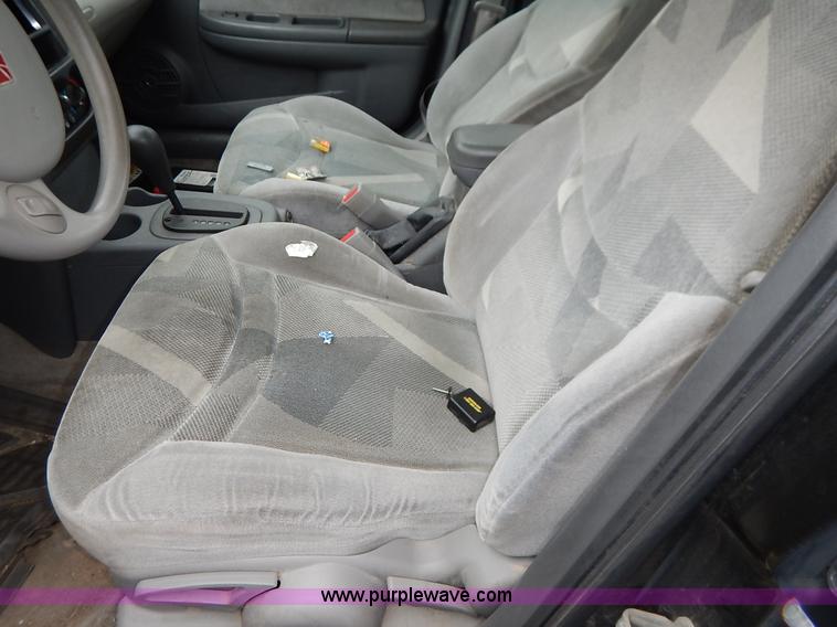 image for item K8884 2003 Saturn Ion