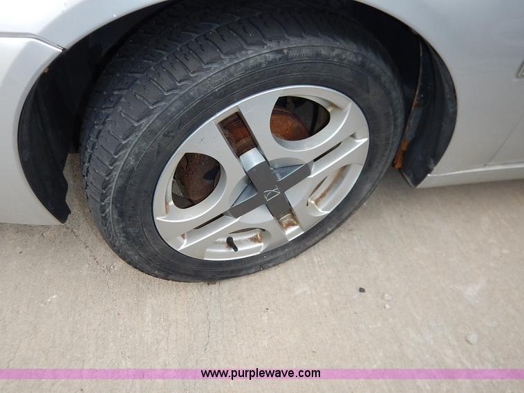 image for item K8884 2003 Saturn Ion