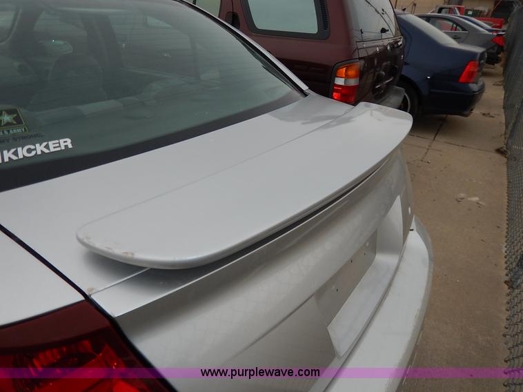 image for item K8884 2003 Saturn Ion