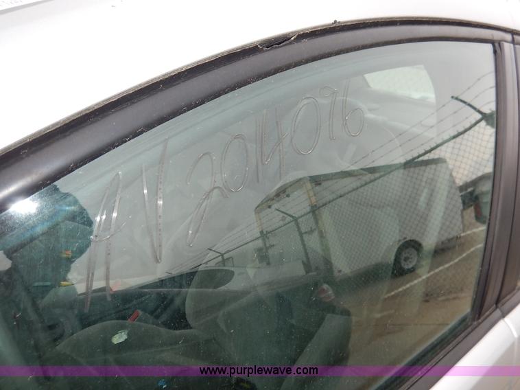 image for item K8884 2003 Saturn Ion