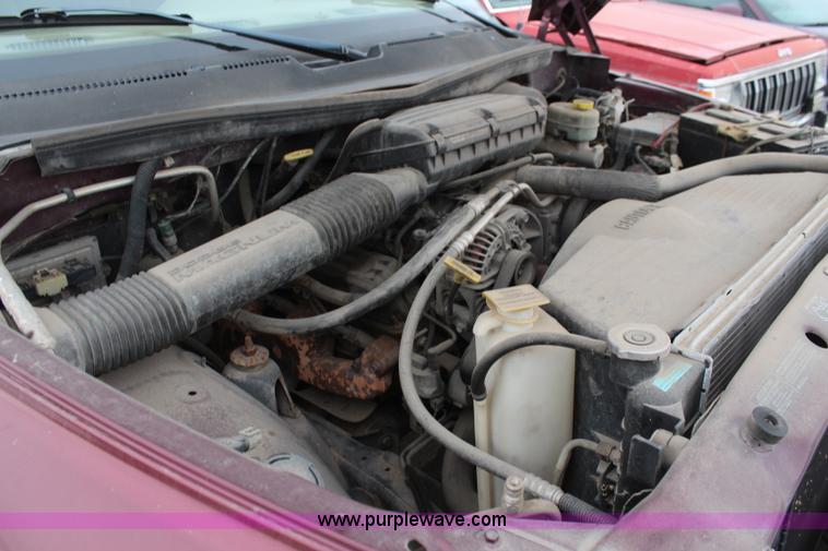 image for item K8887 2001 Dodge Ram 1500 pickup truck