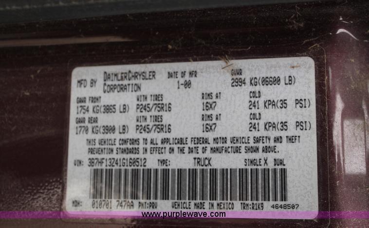 image for item K8887 2001 Dodge Ram 1500 pickup truck