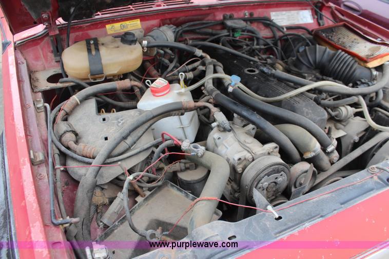 image for item K8888 1990 Jeep Cherokee SUV