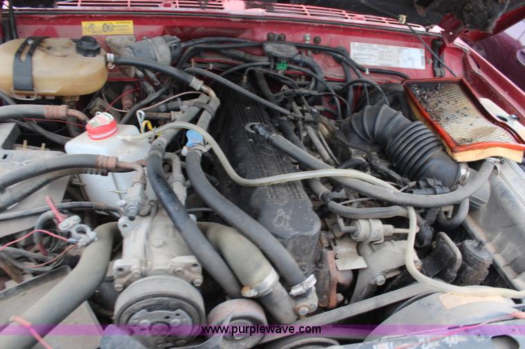 image for item K8888 1990 Jeep Cherokee SUV