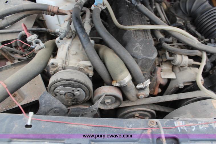 image for item K8888 1990 Jeep Cherokee SUV