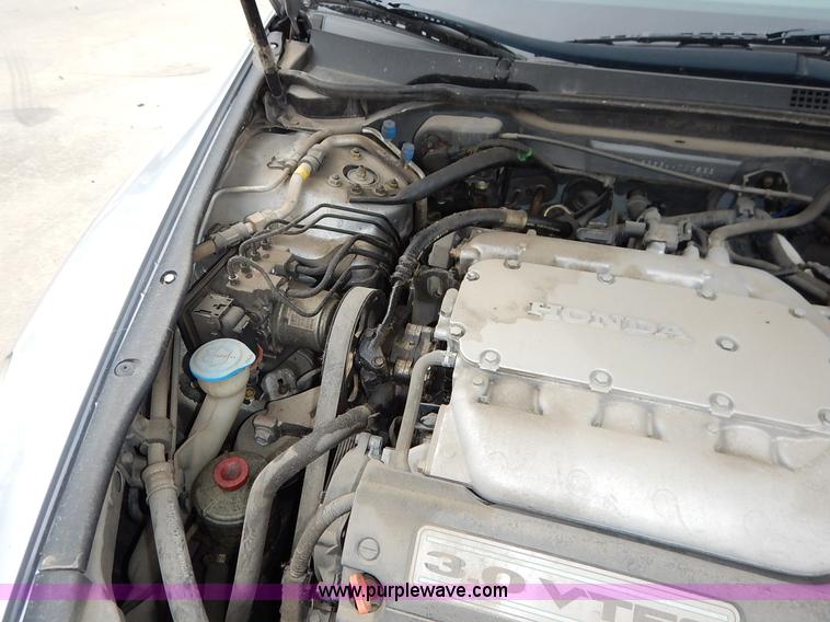 image for item K8889 2004 Honda Accord